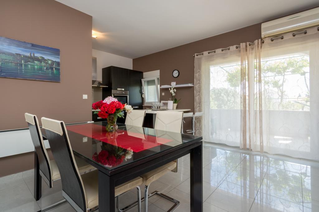 Apartman Verica Trogir Exteriör bild