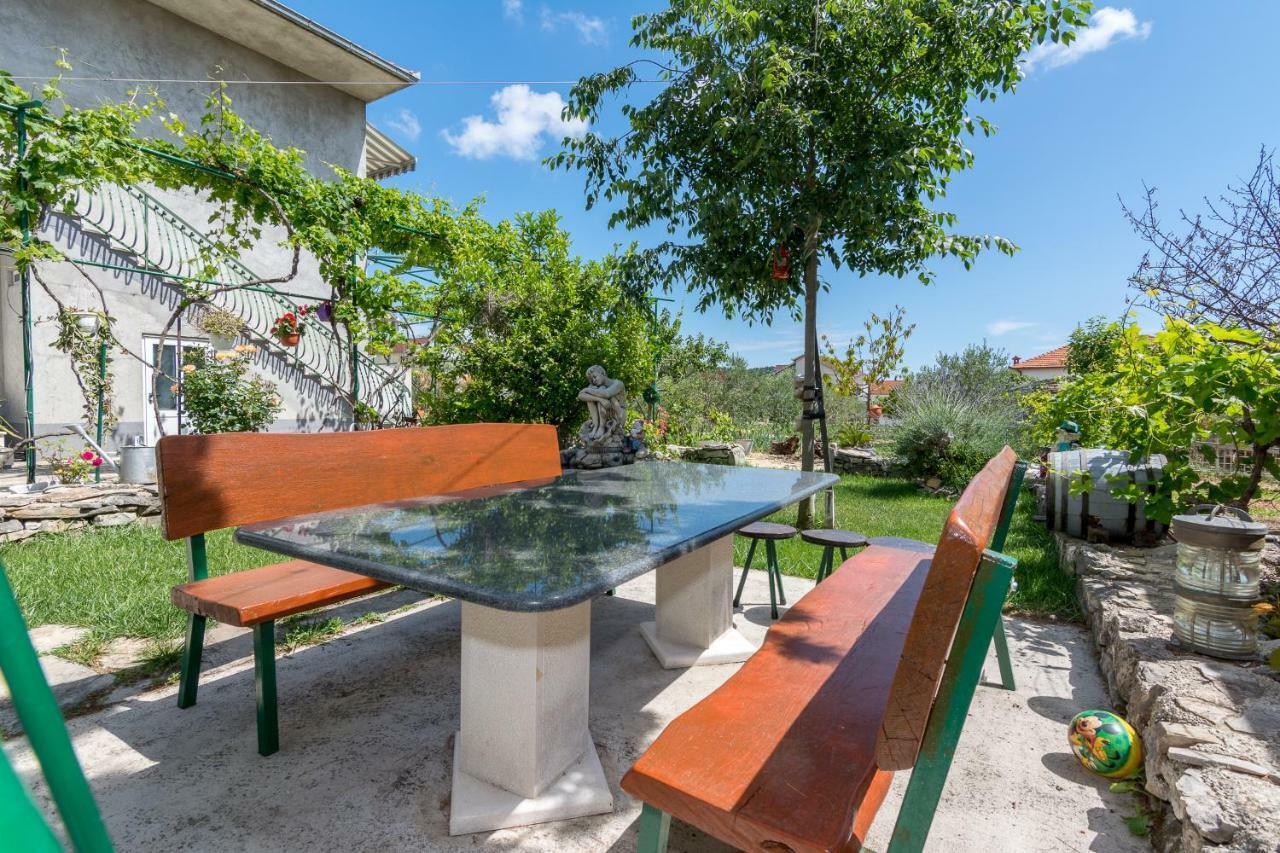 Apartman Verica Trogir Exteriör bild